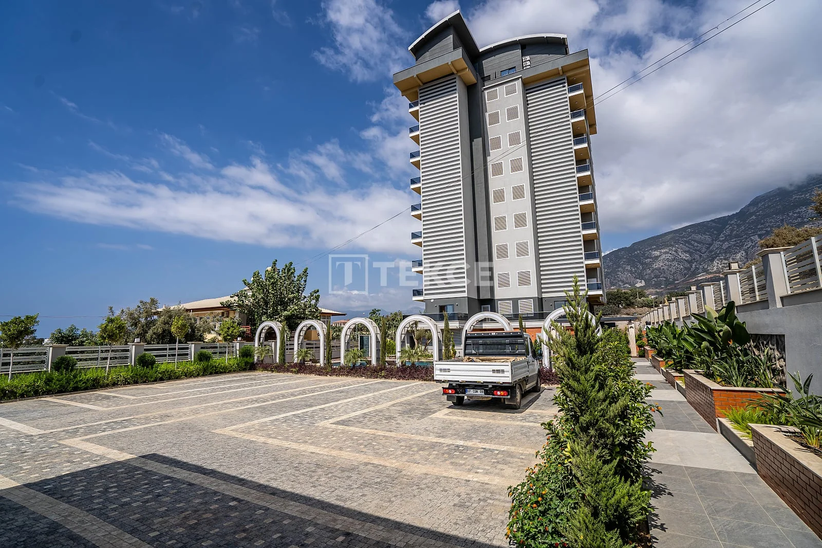 2-Bedroom Penthouse with Mountain and City Views in Mahmutlar, Alanya, photo 2
