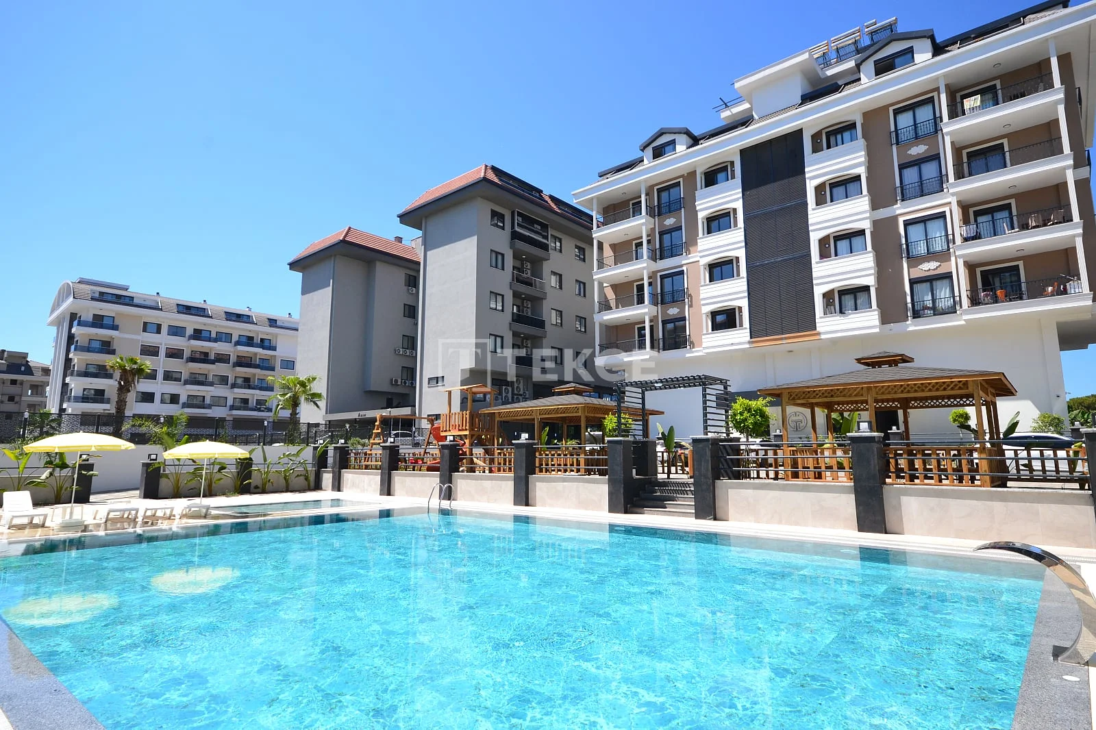 2-Bedroom Penthouse and Apartment with Sea View in Kargicak, Alanya, photo 3