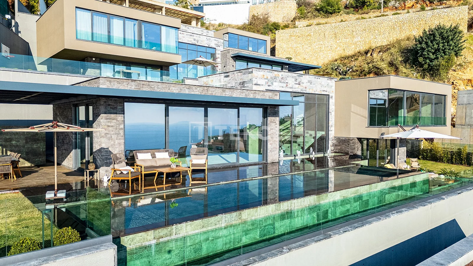 4-Bedroom Villa with Sea View in Alanya, photo 2