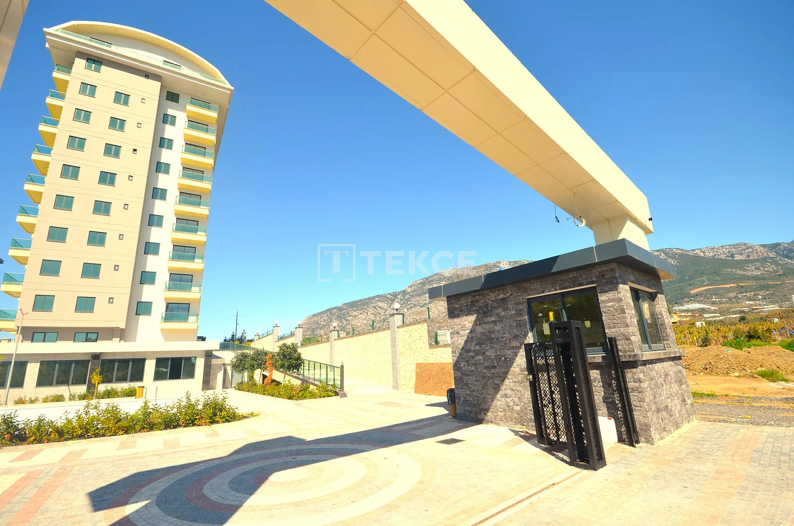 2-Bedroom Penthouse and Apartment with Sea View in Mahmutlar, Alanya, photo 3