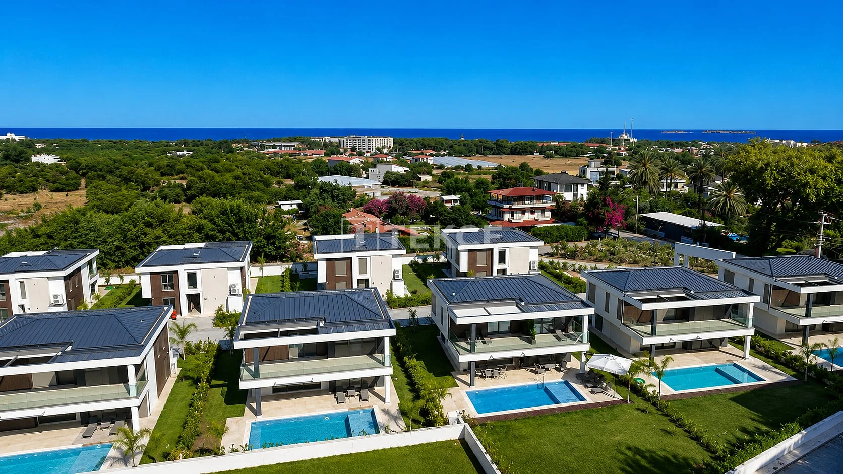4-Bedroom Villa with Private Pool and Sea View in Kemer, photo 2