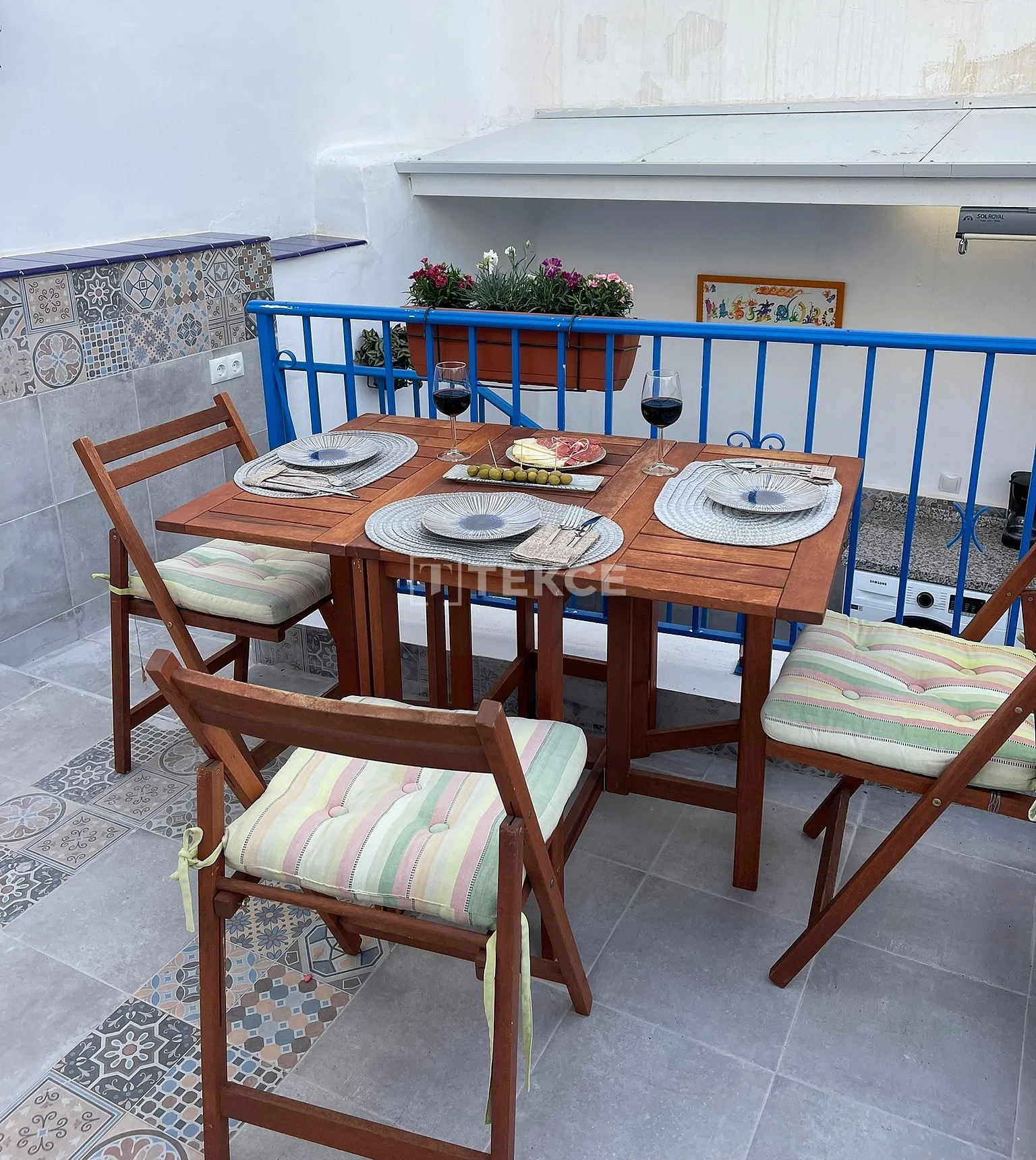 2-Bedroom Townhouse with Terrace and City View in Turrox, photo 5