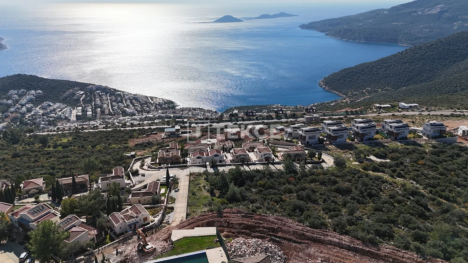 4-Bedroom Villa with Private Pool and Garden in Kas, Antalya, photo 3