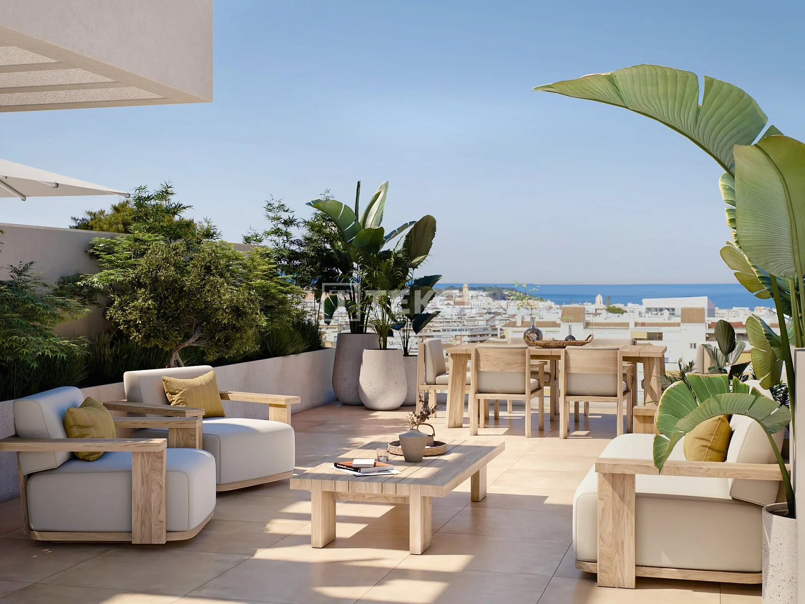 2-Bedroom Penthouse with Sea View in Estepona, photo 2