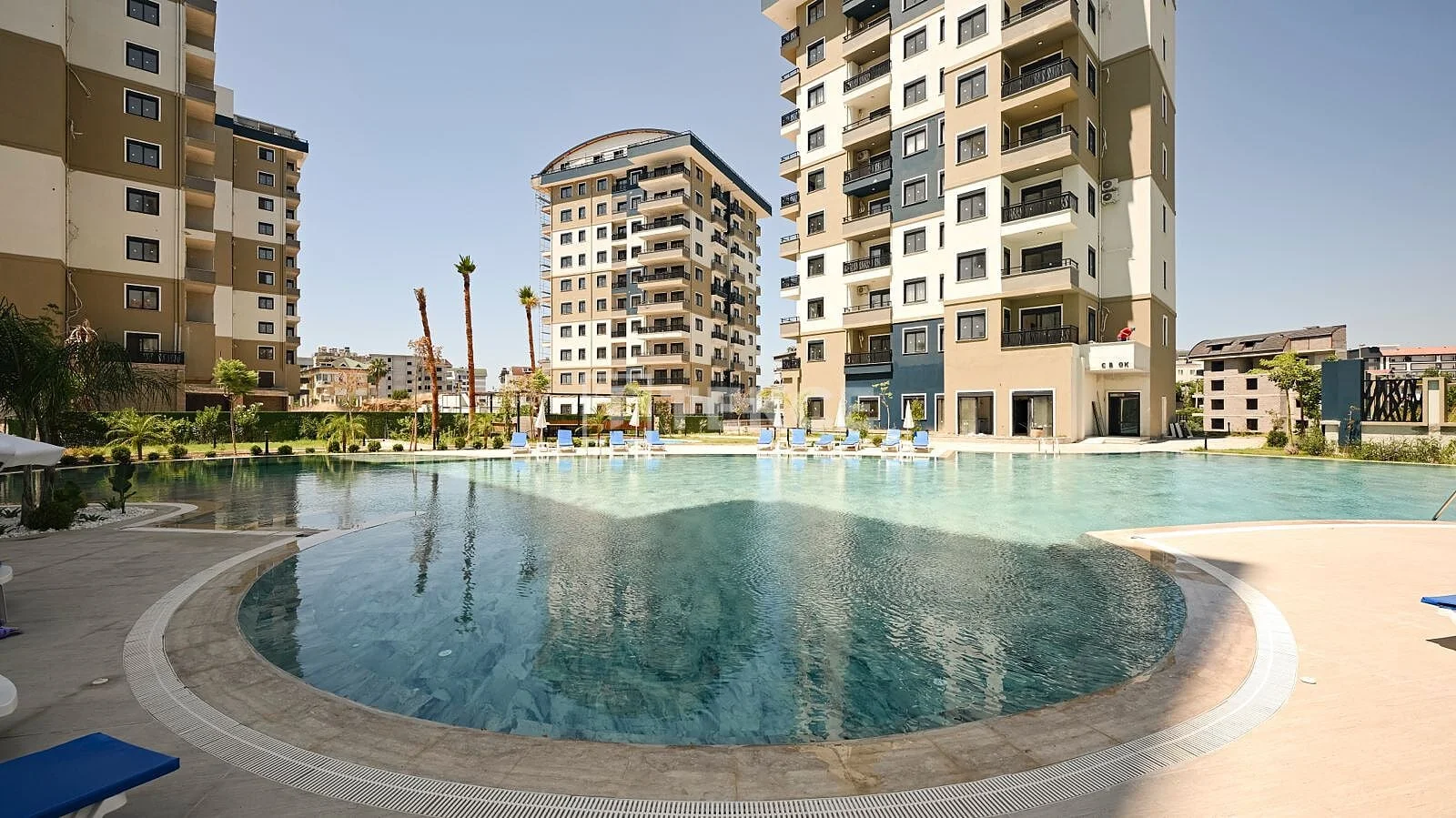 1-Bedroom Apartment with Sea and Mountain Views in Avsallar, Alanya