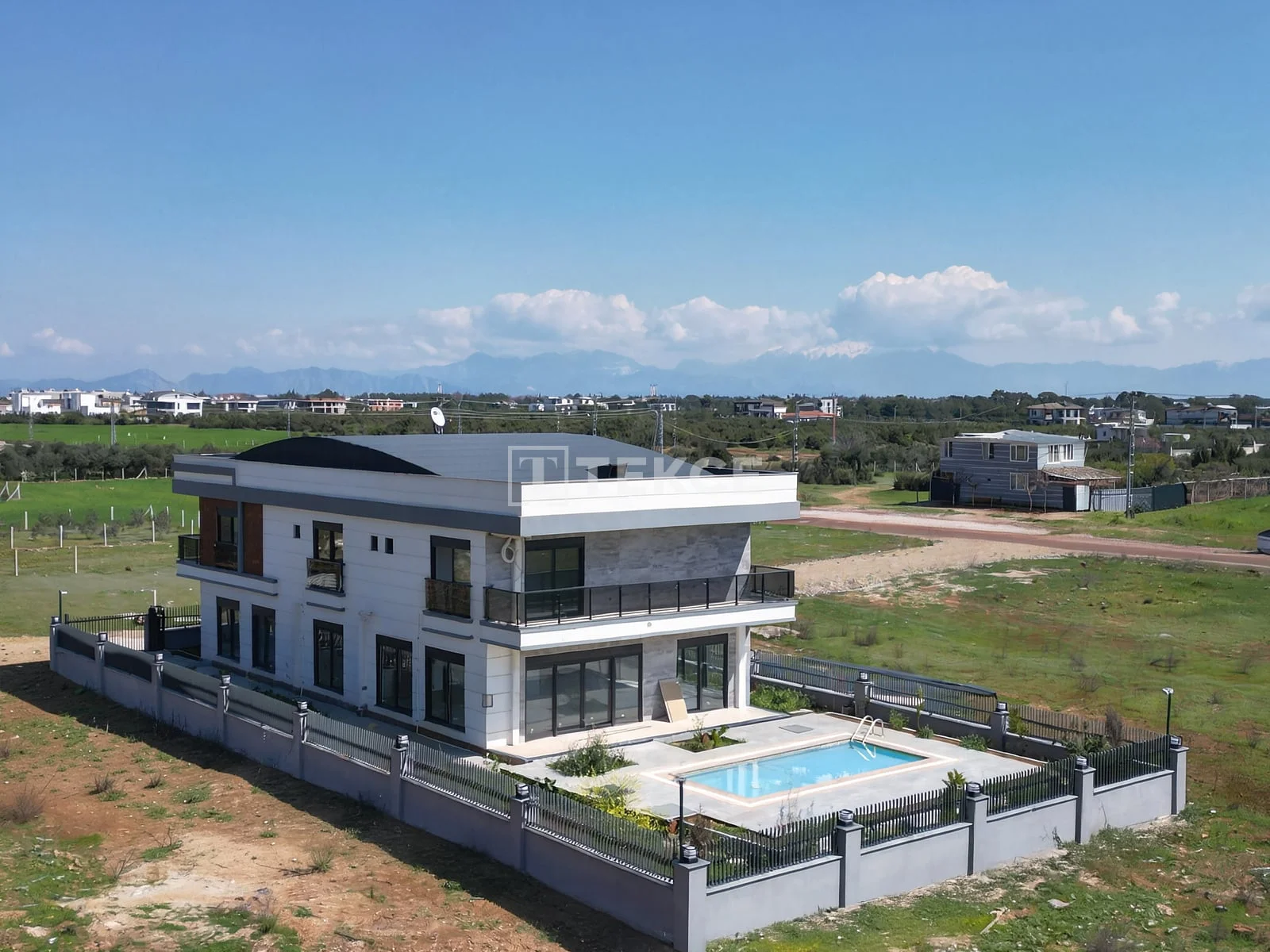 6-Bedroom Villa with Private Pool in Dosemealti, Antalya, photo 2