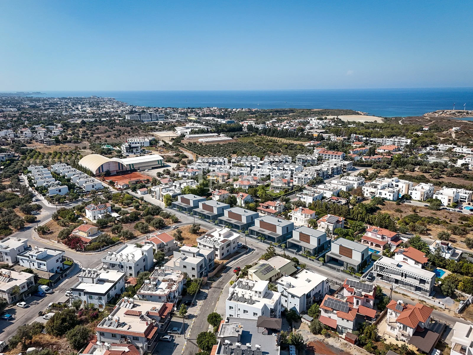 4-Bedroom Villa with Private Pool in Kyrenia, photo 3