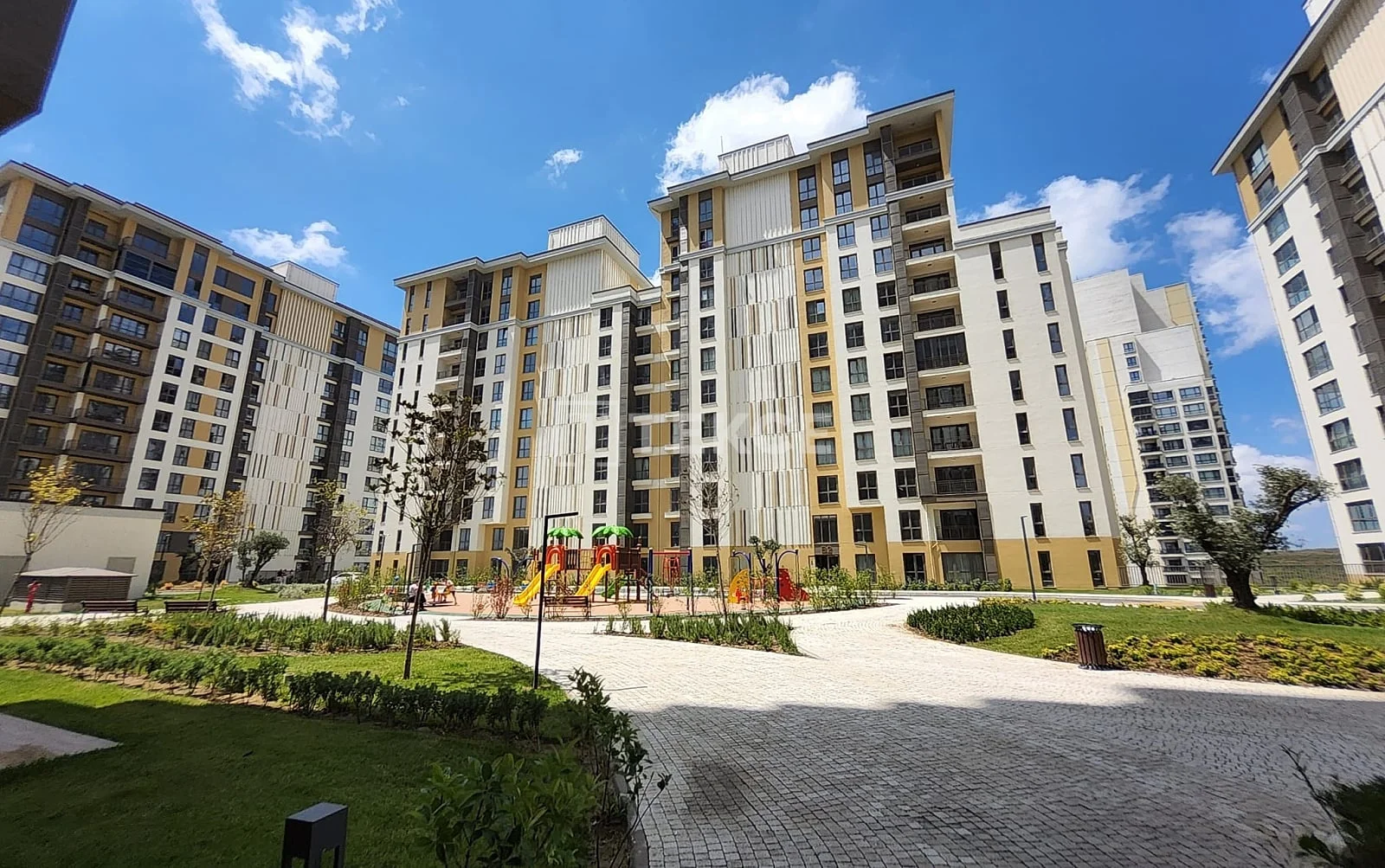 3-Bedroom Apartment with Shared Pool in Avcilar, Istanbul