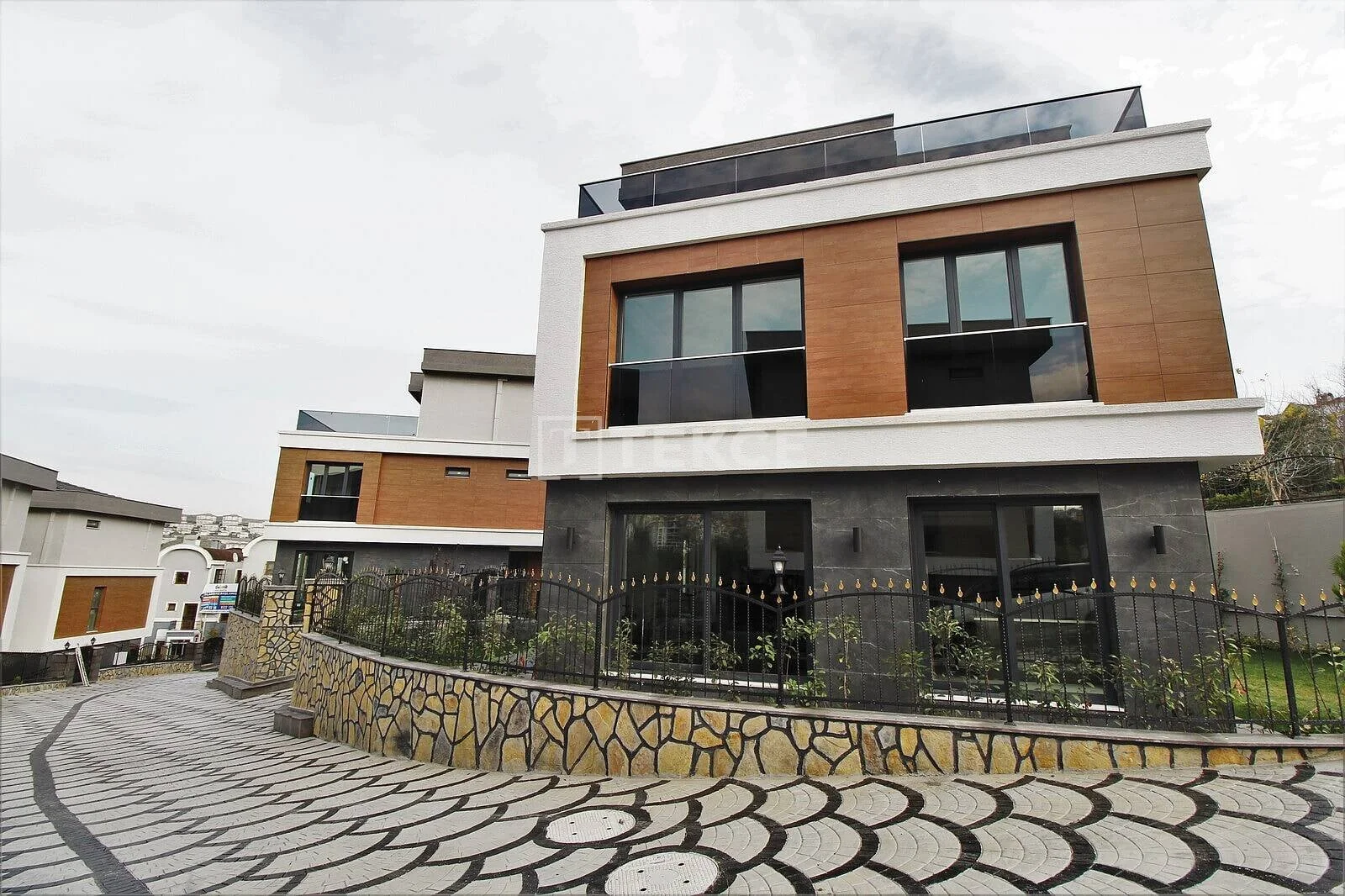 5-Bedroom Villa with Smart Home System in Istanbul, photo 5