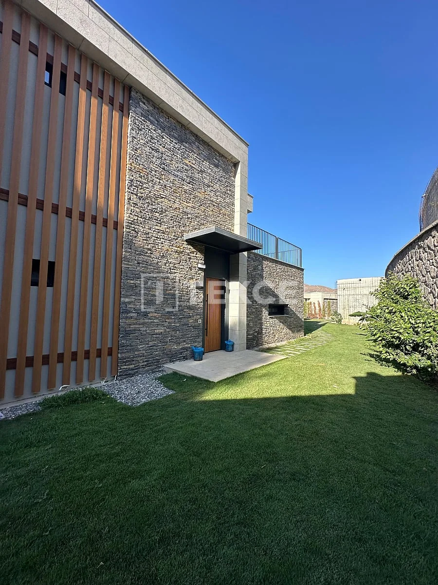 3-Bedroom Villa with Private Pool and Garden in Bodrum, photo 5