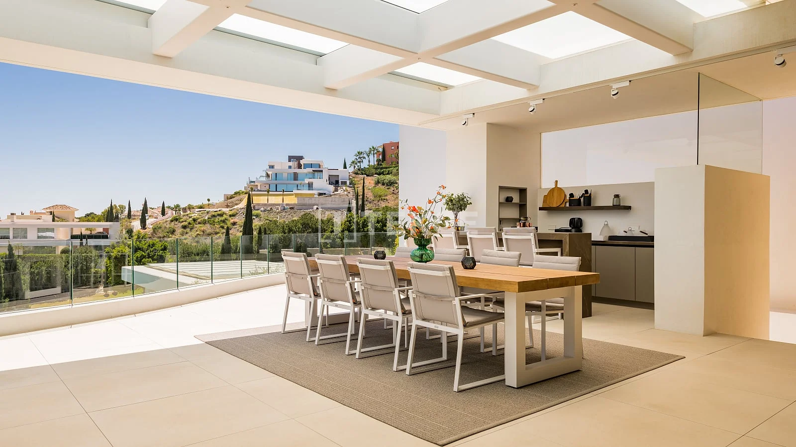 5-Bedroom Villa with Sea and Golf Course Views in Benavista, photo 4