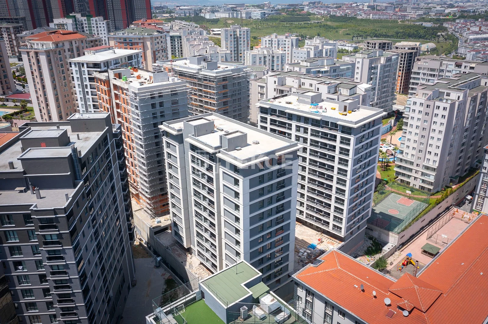 3-Bedroom Apartment with City View in Istanbul, photo 2