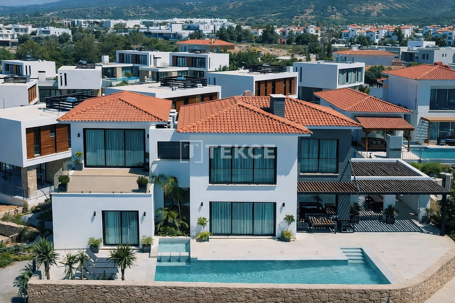 5-Bedroom Villa with Sea and Mountain Views in Kyrenia