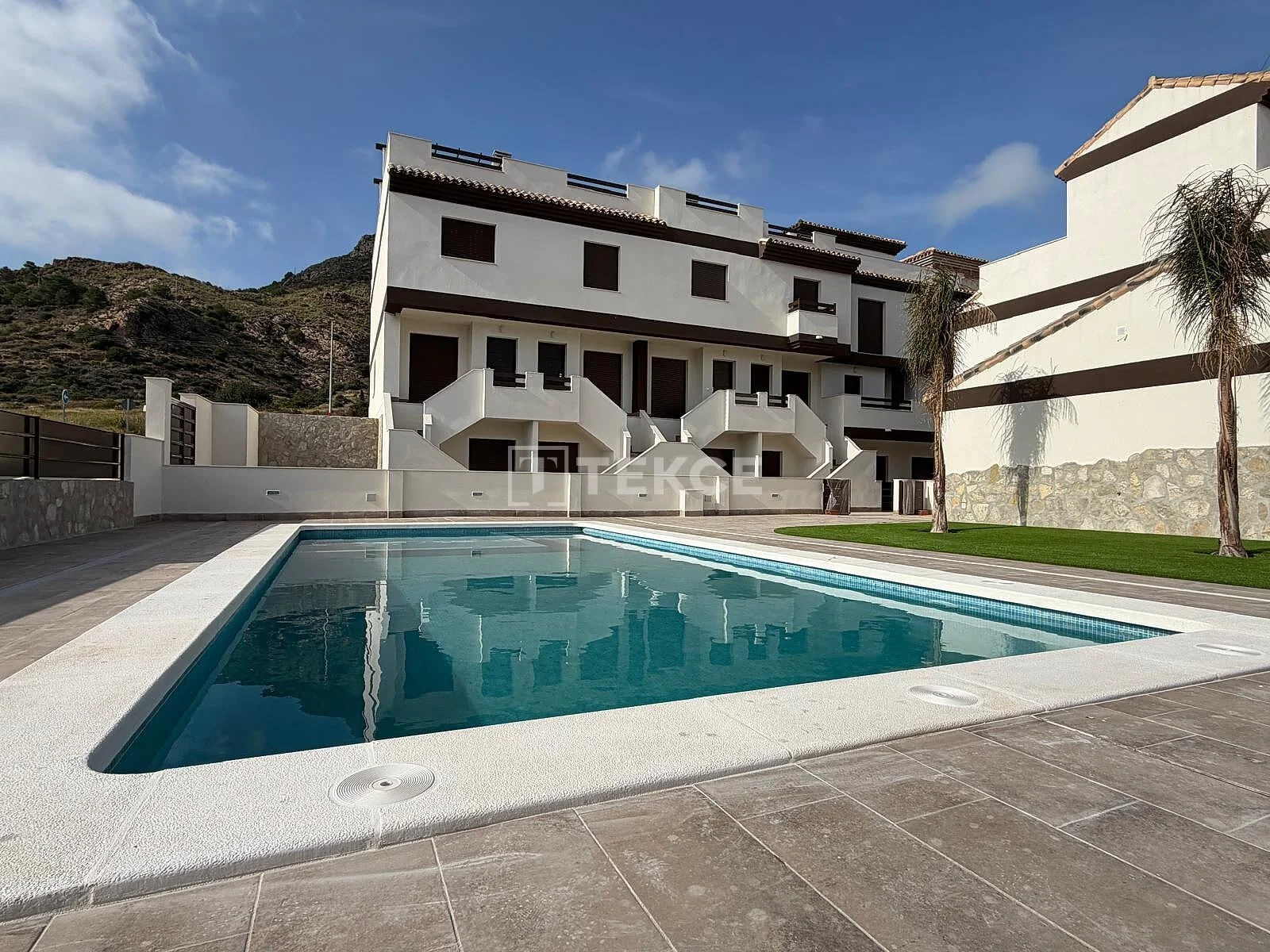 2-Bedroom Townhouse with Private Garden in La Union