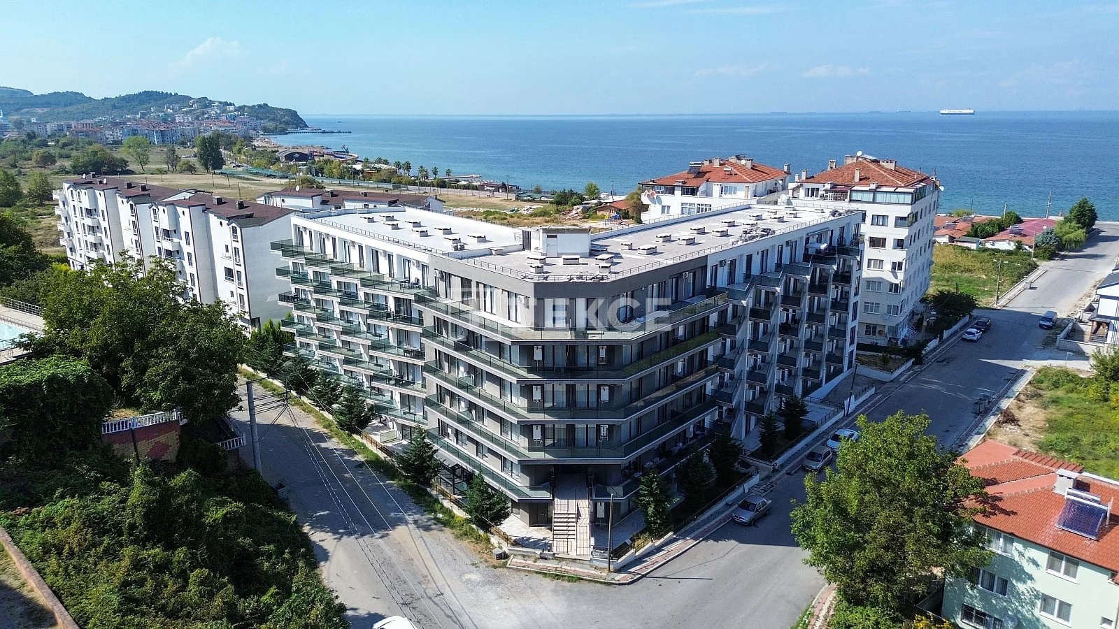 2-Bedroom Apartment with Sea View in Cinarjik