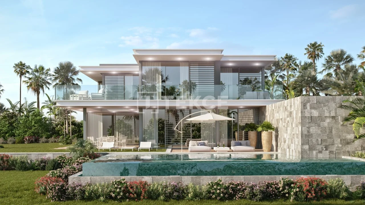5-Bedroom Villa with Private Pool and Sea View in Marbella, photo 5