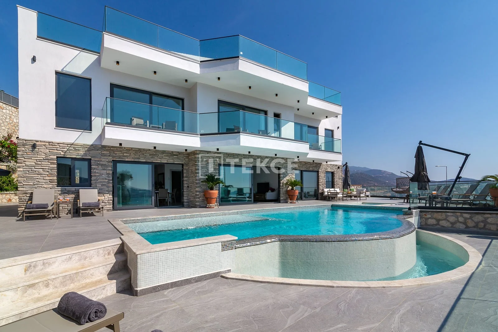 6-Bedroom Villa with Private Pool and Sea View in Kas, Antalya, photo 3