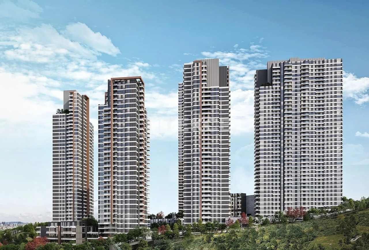 4-Bedroom Apartment with Valley View in Cankaya, Ankara