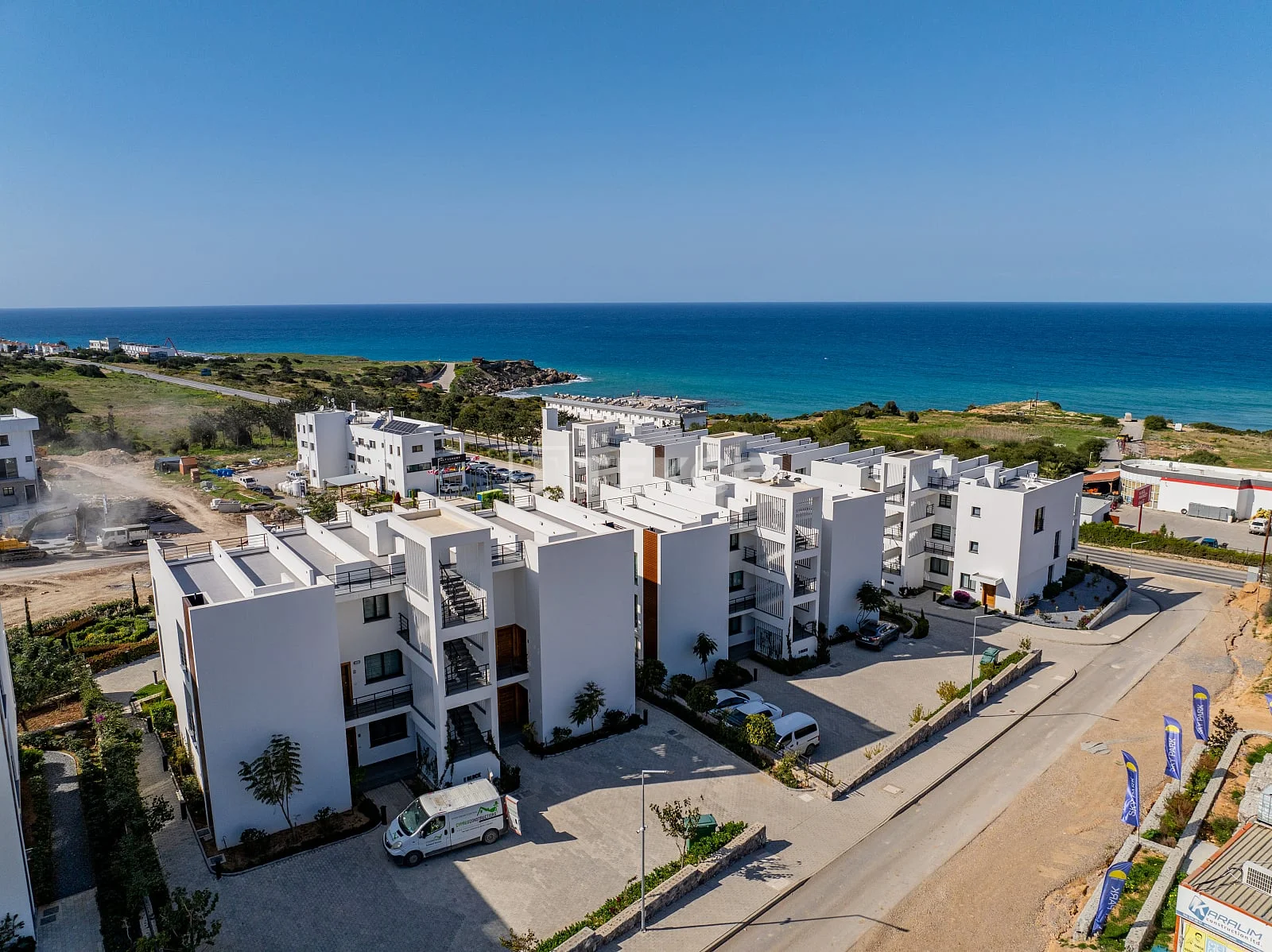 Меблированная квартира в Кирении с видом на море, 85 м², фото 4