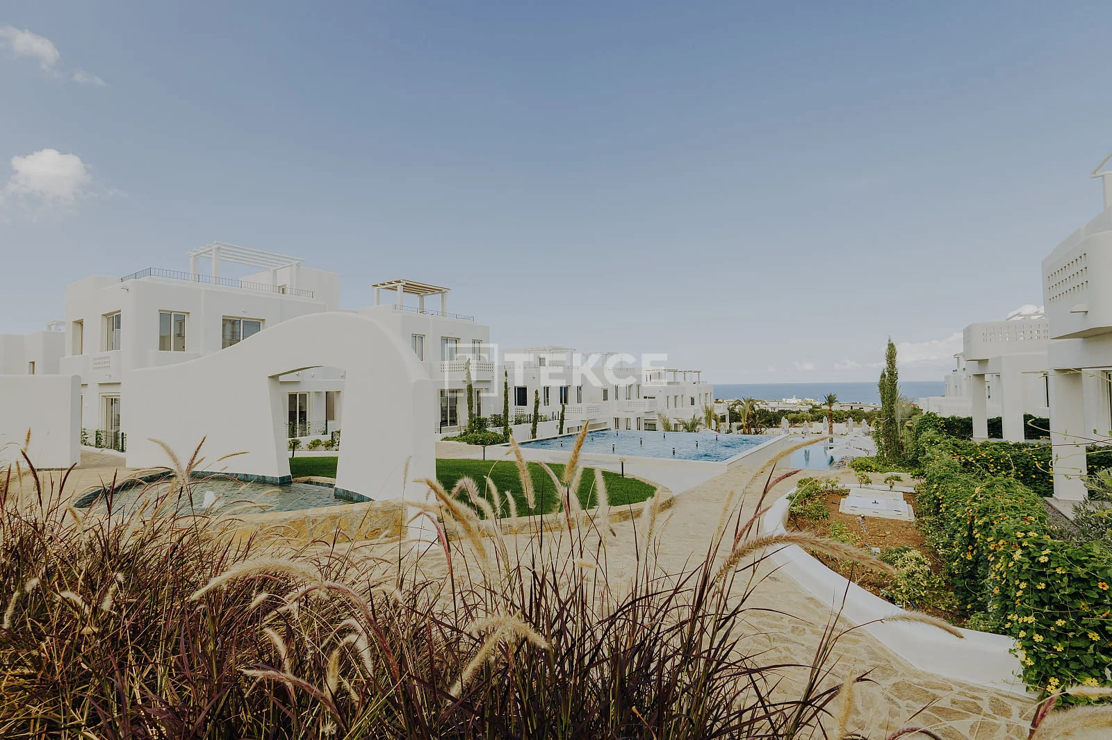 2-Bedroom Apartment with Sea View in Kyrenia, Cyprus, photo 5