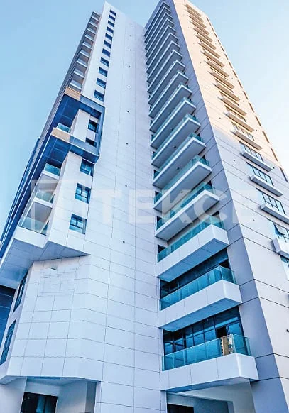 1-Bedroom Apartment with City View in Business Bay, Dubai, photo 2
