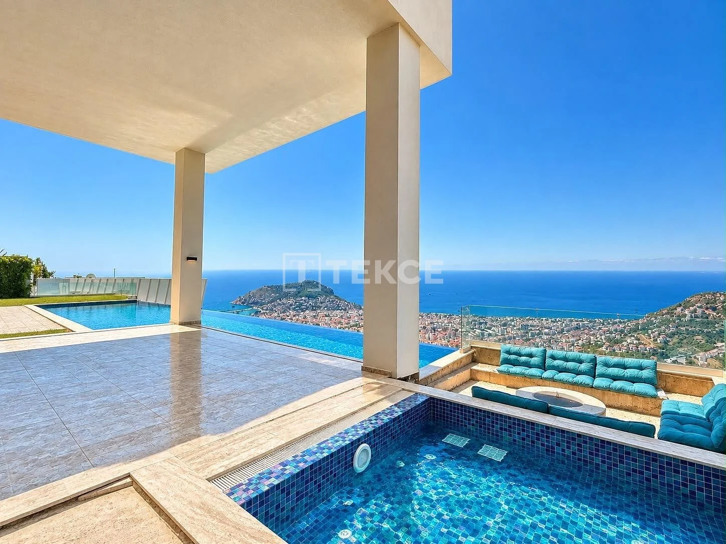 4-Bedroom Villa with Sea and City Views in Alanya, photo 5