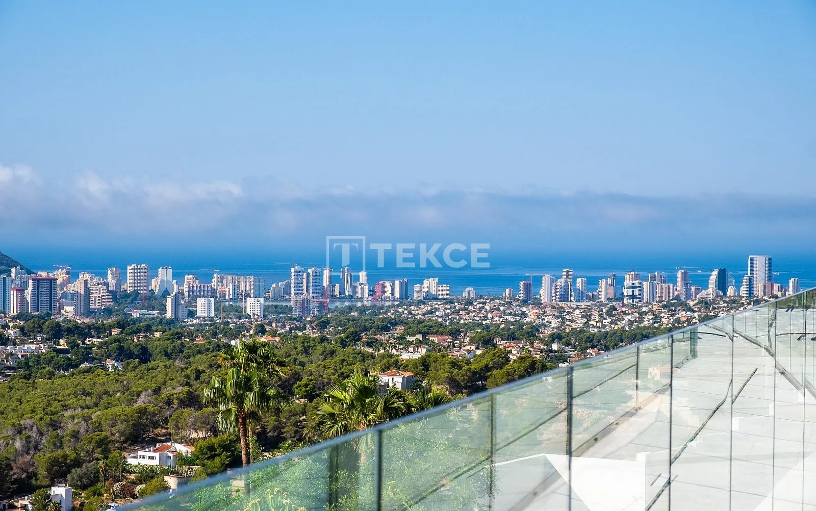4-Bedroom Villa with Private Pool and Sea View in Benissa, photo 2