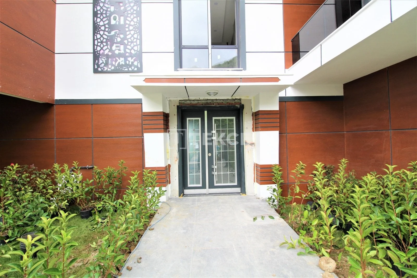3-Bedroom Apartment with Sea View on the Beachfront in Cinarcik, photo 5