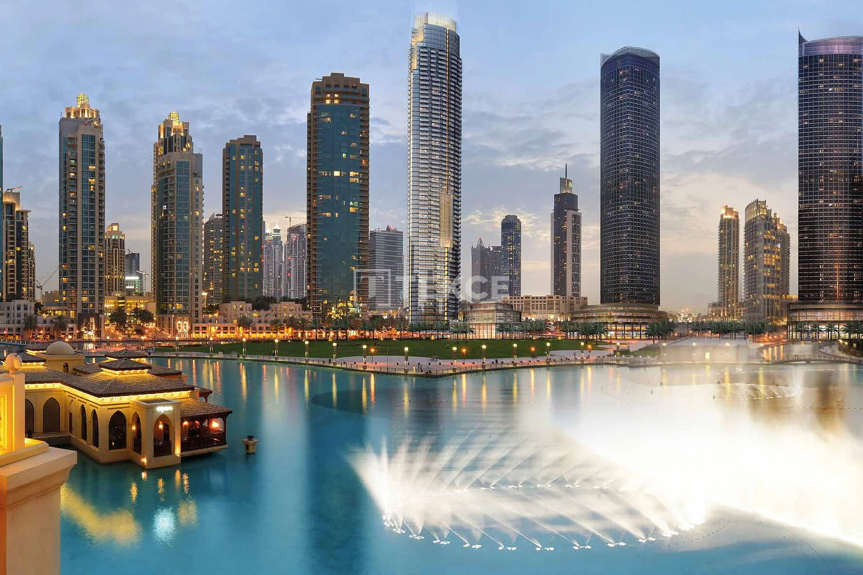 2-Bedroom Apartment with City View on the 62nd Floor in Downtown Dubai, photo 3