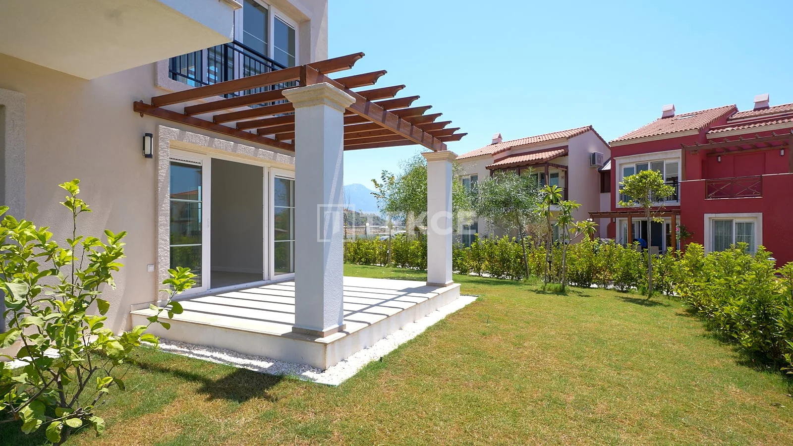 2-Bedroom Apartment with Shared Pool in Fethiye, Turkey, 500 m from the Sea, photo 4