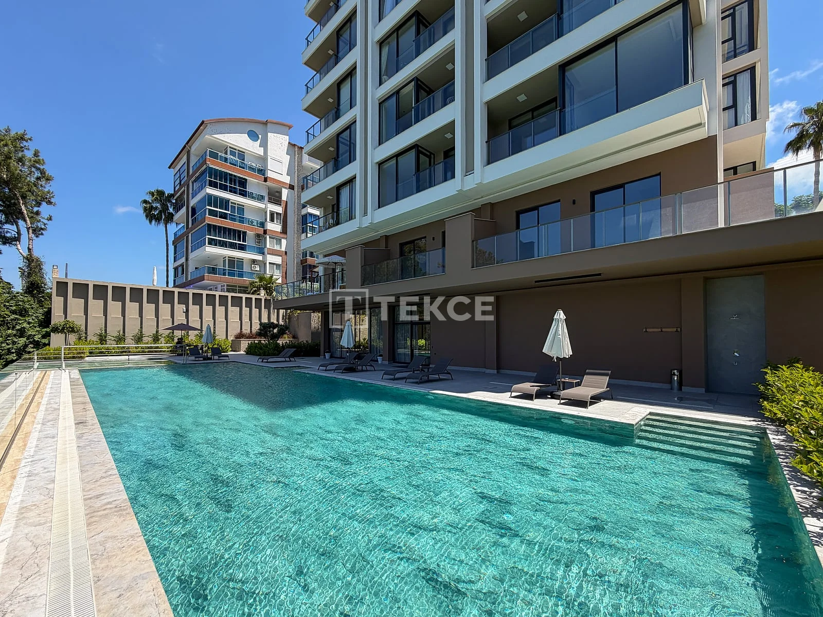 2-Bedroom Penthouse with Sea View in Avsallar, Alanya