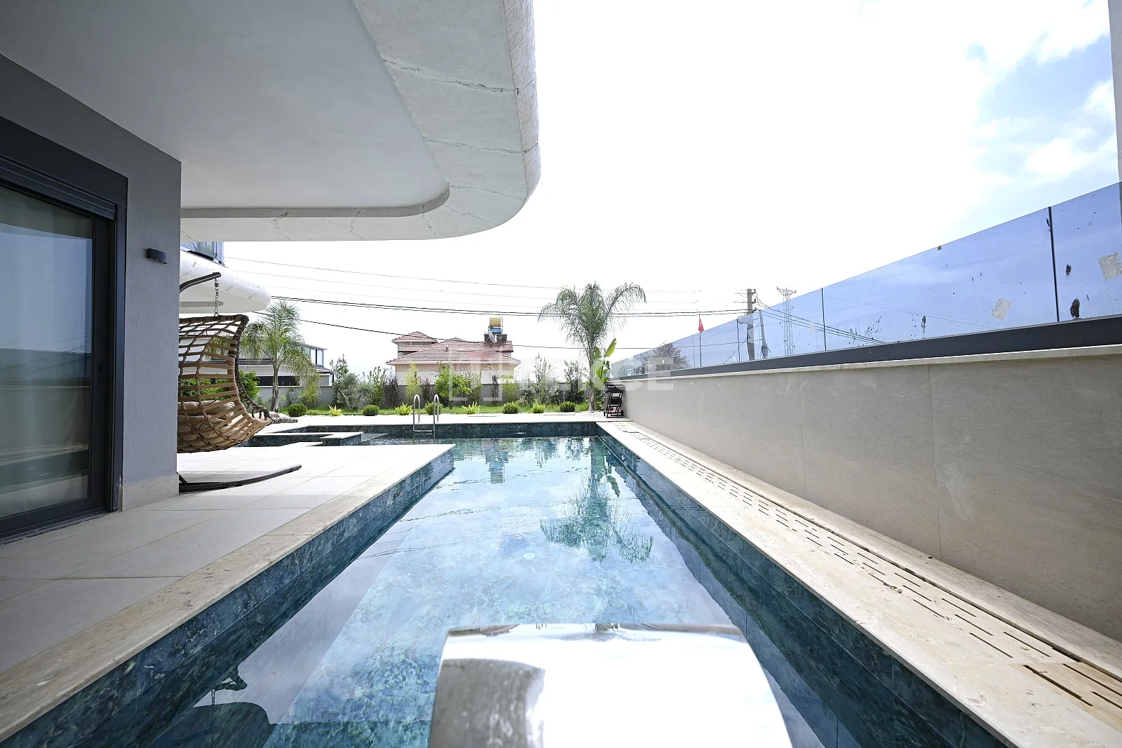 5-Bedroom Villa with Sea and Mountain Views in Alanya, photo 4
