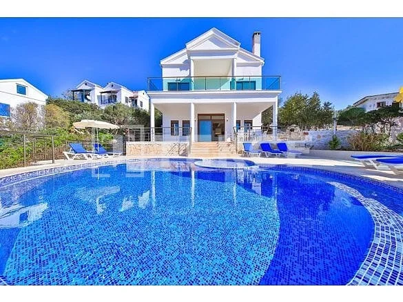 5-Bedroom Villa with Private Pool and Sea View in Kas, photo 2