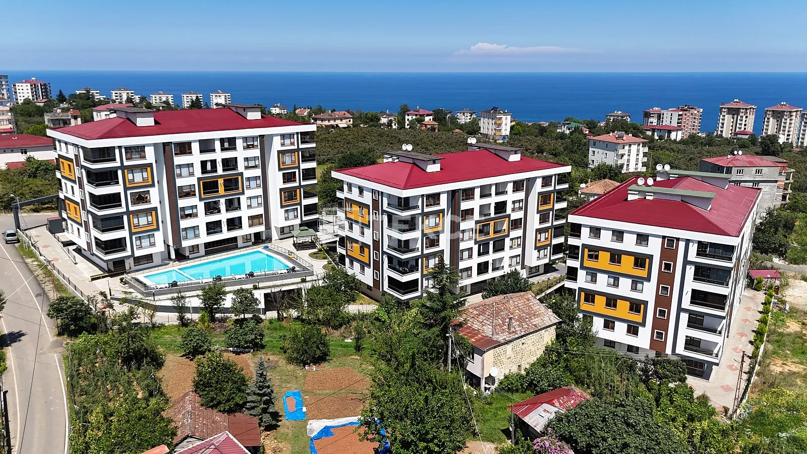 Квартира 4 комнаты (3 спальни) с видом на море в Трабзоне, фото 3