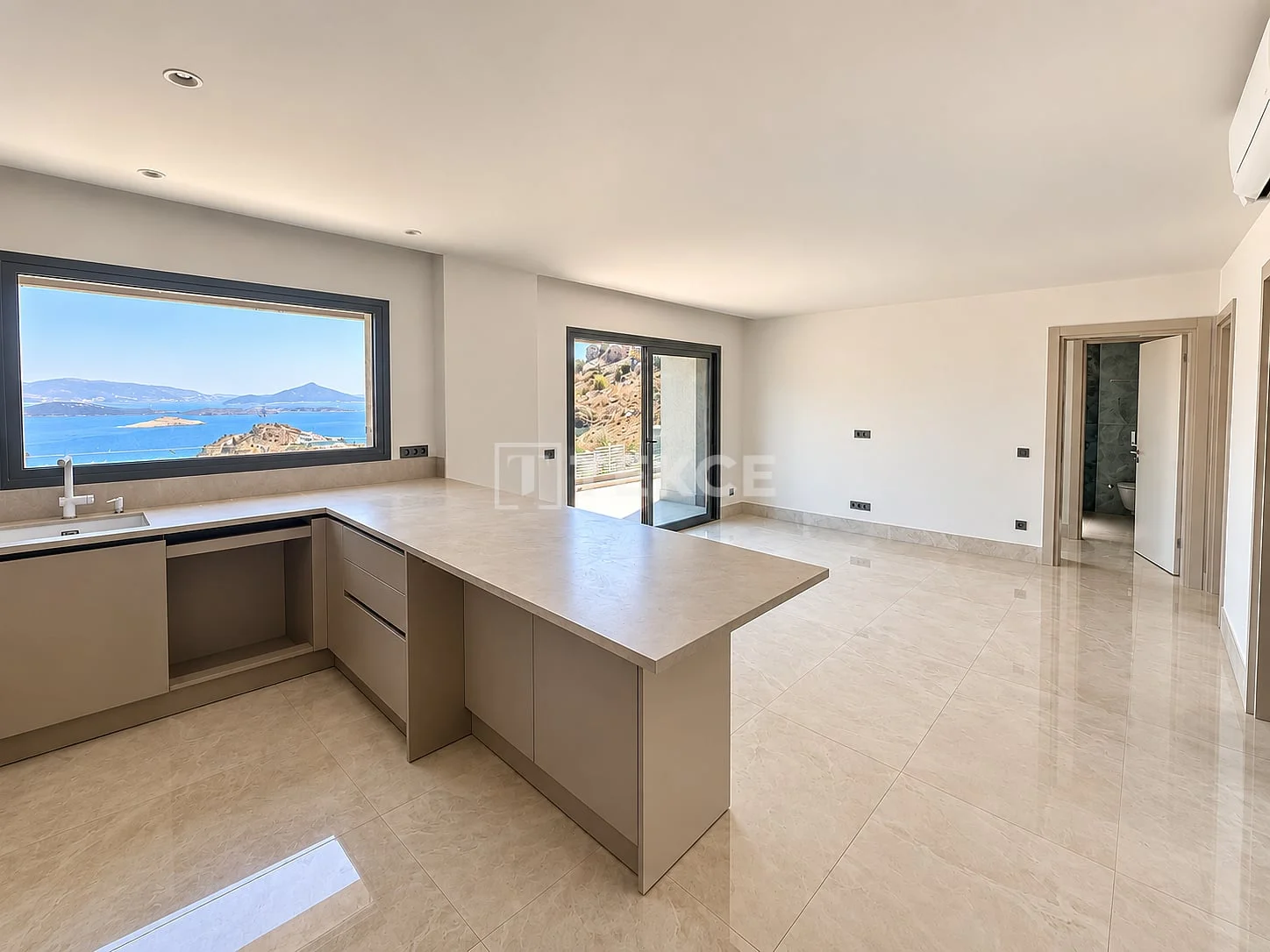 3-Bedroom Apartment with Private Pool and Sea View in Bodrum, photo 3