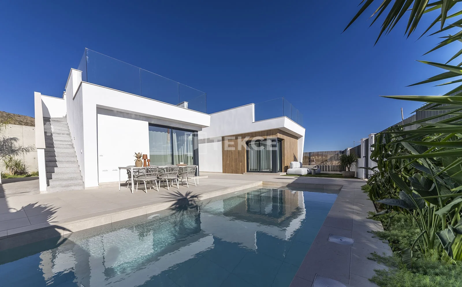 3-Bedroom Villa with Golf Course View in Murcia, photo 5