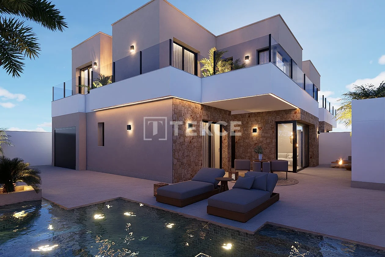 4-Bedroom Villa with Private Pool in San Pedro del Pinatar