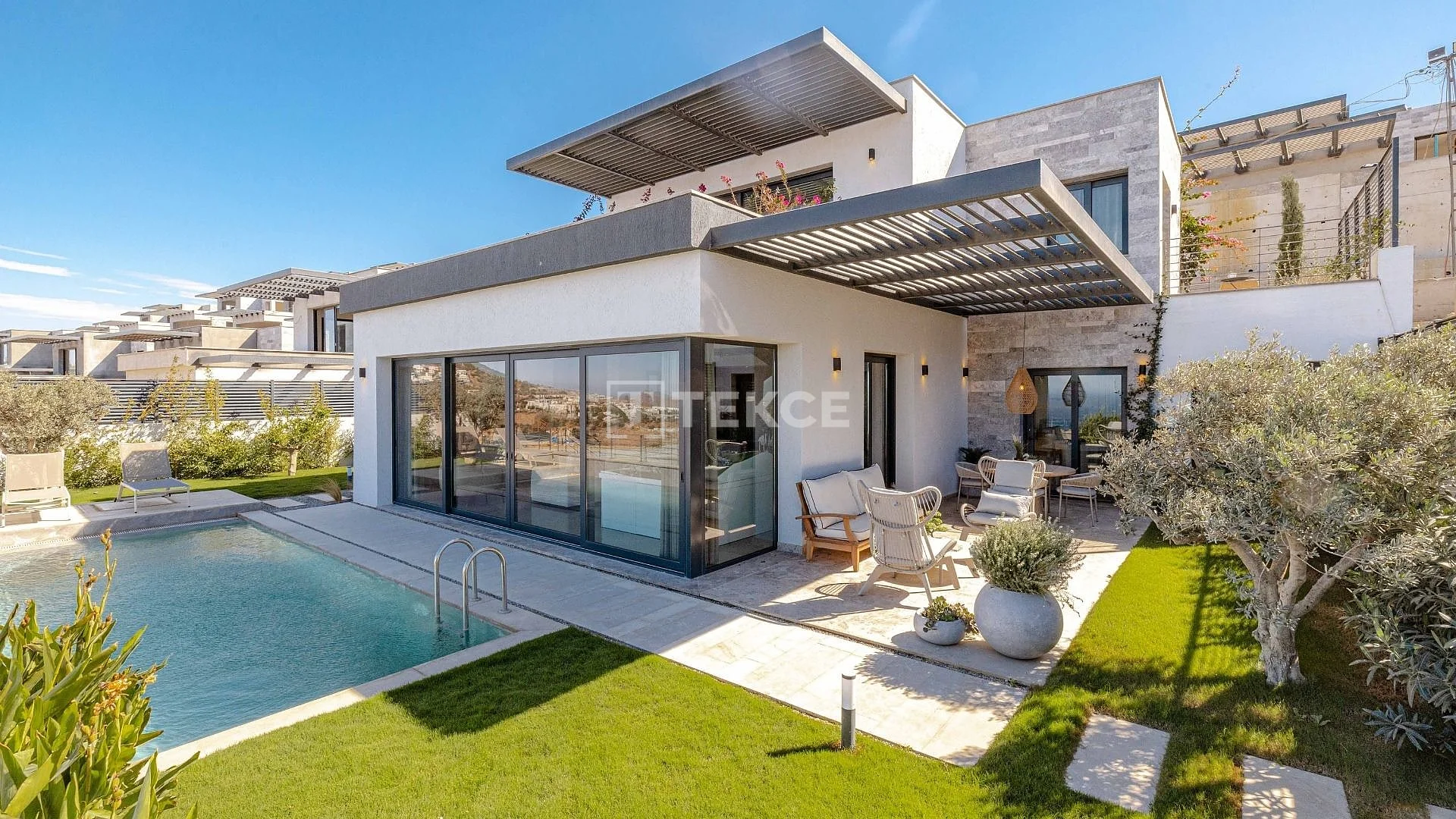 4-Bedroom Villa with Private Pool and Sea Views in Bodrum