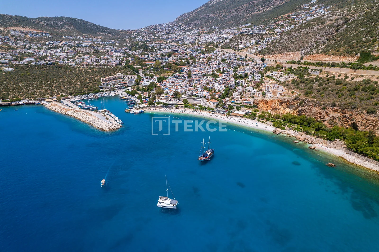 5-Bedroom Villa with Private Pool and Sea View in Kas, Antalya, photo 2