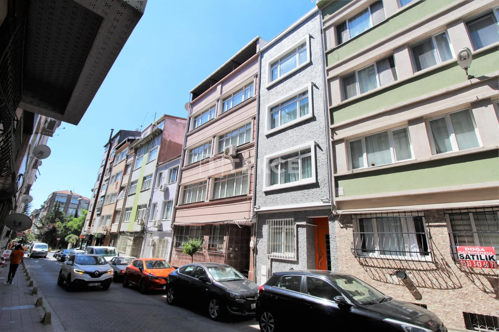 4-Story Commercial Building with City View Terrace in Fatih, Istanbul, photo 2