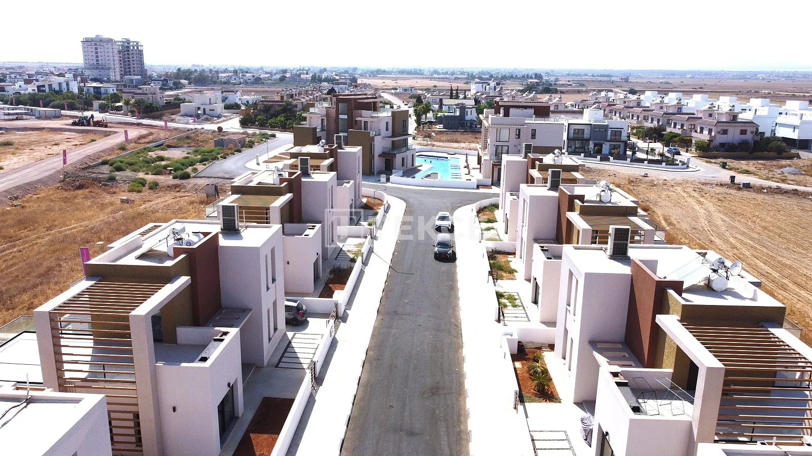 2-Bedroom Penthouse and Apartment with Sea View in Iskele, Cyprus, photo 2
