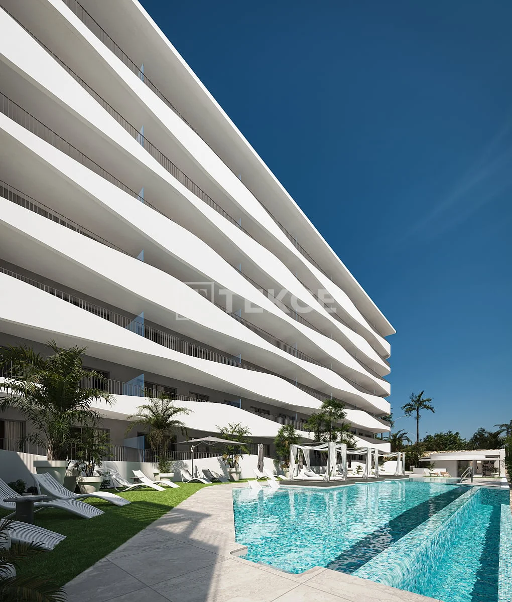 3-Bedroom Apartment with Sea View in Fuengirola, photo 4
