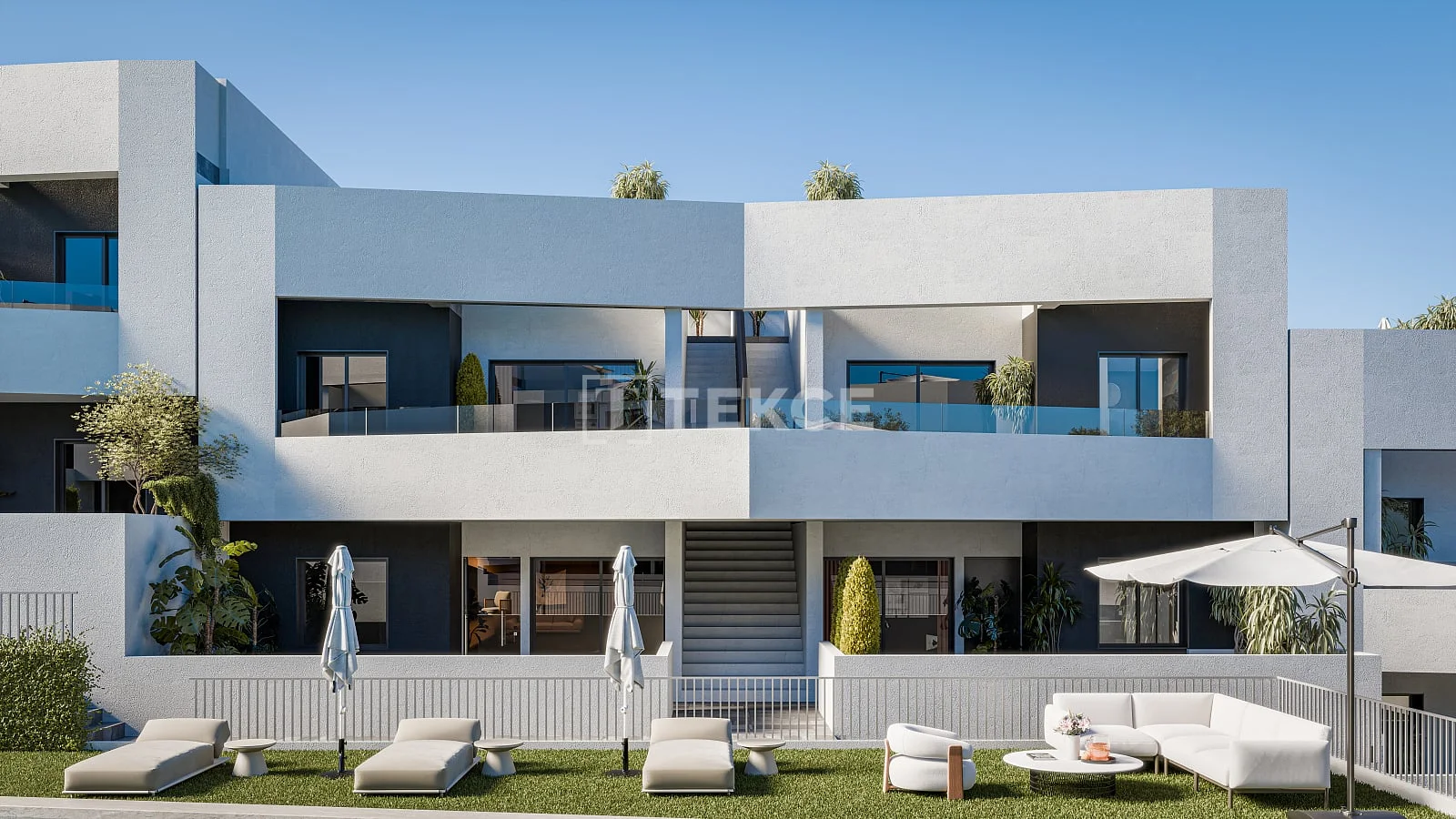 2-Bedroom Apartment with Garden in San Miguel de Salinas, photo 3