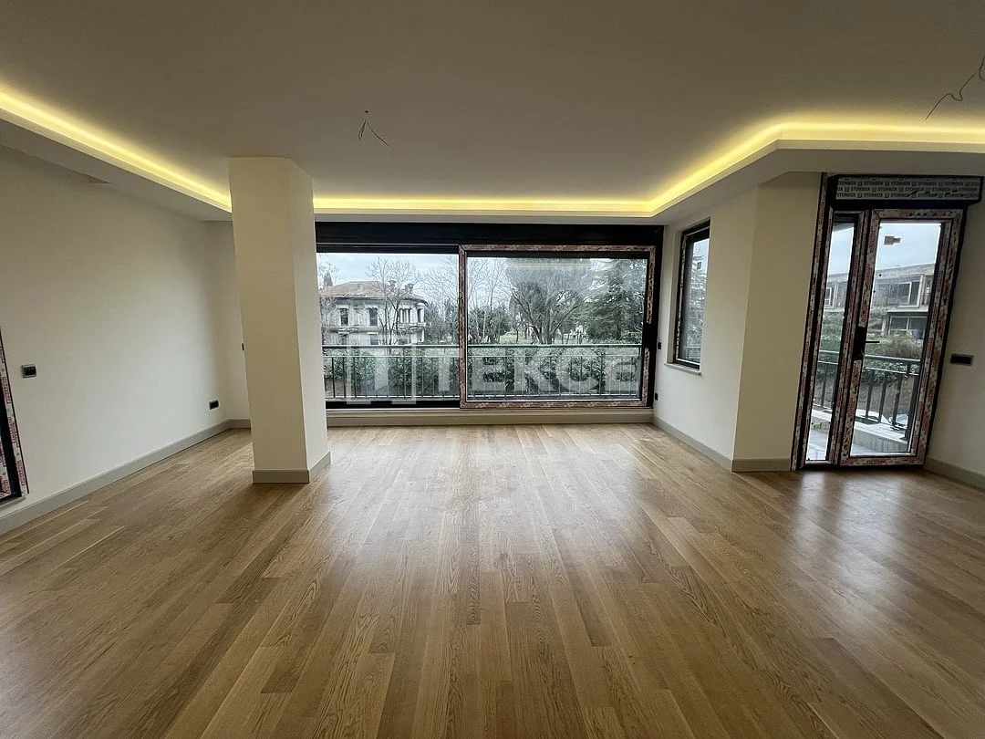 3-Bedroom Apartment with Sea and City Views in Kadikoy, Istanbul, photo 5