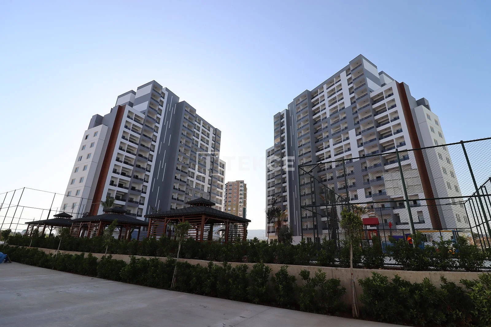 2-Bedroom Apartment with City View in Mersin, photo 3