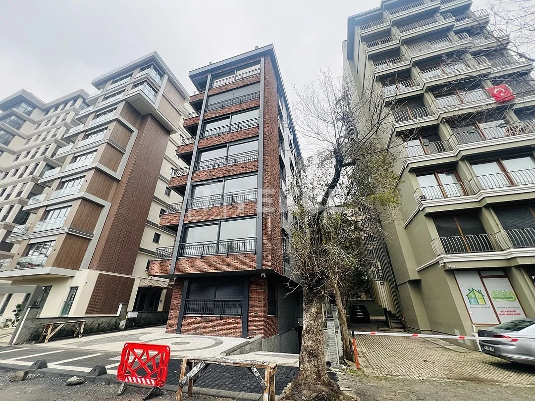 3-Bedroom Apartment with Sea and City Views in Kadikoy, Istanbul, photo 4