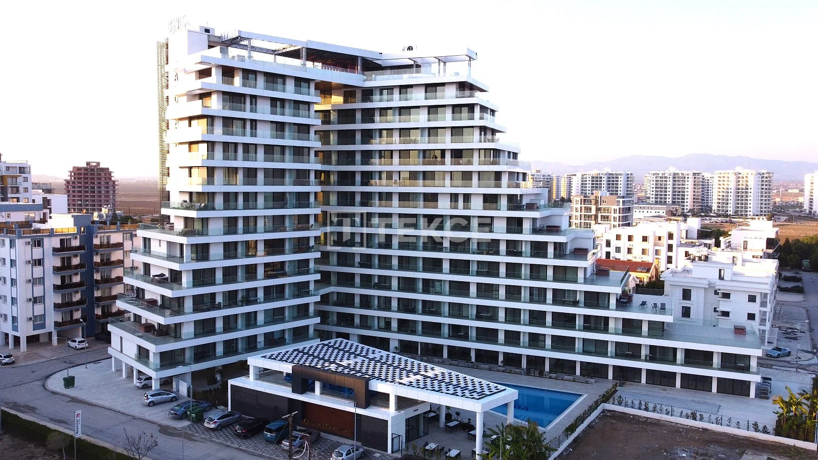 4-Bedroom Apartment with Sea View in Iskele