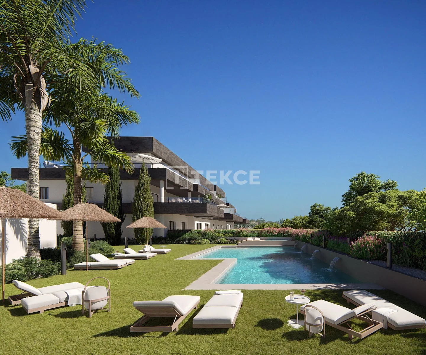 3-Bedroom Apartment with Sea View in Casares