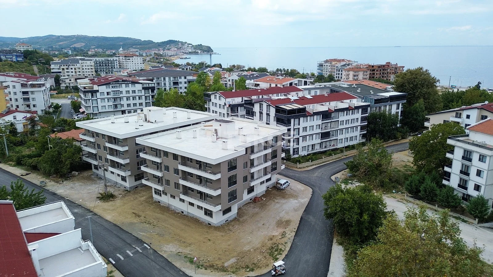 2-Bedroom Apartment with Sea and City Views in Cinarcik, photo 5