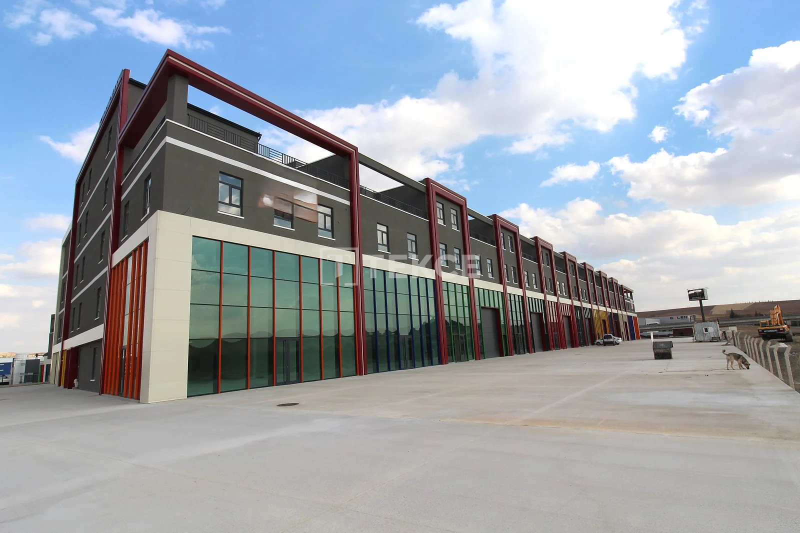 340 m² Commercial Space in Ankara, 2025 New Building